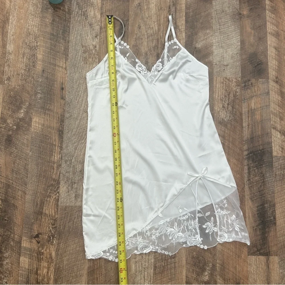 Elegant White Satin Bridal Lace Bow Night Gown Slip Small - Picture 7 of 7